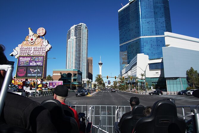 Giant Shopping Cart Limo Ride in Las Vegas - Music is a major part of the experience