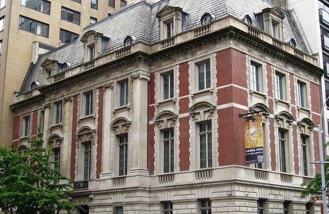 Gilded Age Mansions Tour in New York - What this Upper East Side walk is really about