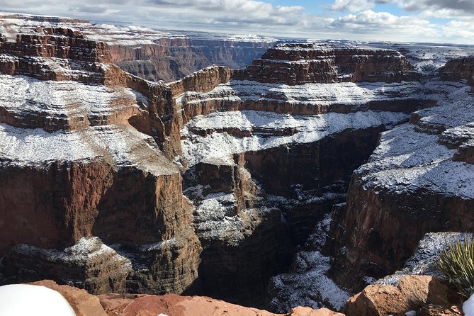 Grand Canyon Helicopter and Western Ranch Adventure Landing Tour - Practical details that can affect your day