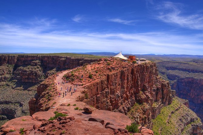 Grand Canyon West + Hoover Dam Photo Stop + Optional Skywalk Tour - Breakfast and lunch: convenience with compromises