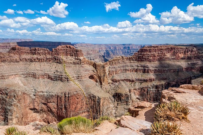 Grand Canyon West Rim by Coach with Helicopter Tour and Meals - Arriving at Grand Canyon West