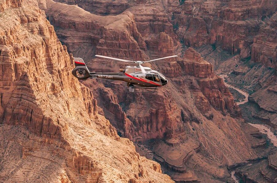 Grand Canyon West: West Rim Helicopter Tour with Landing - Descending 3,500 feet below the rim