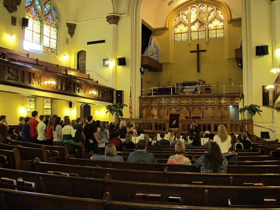 Harlem: Central Harlem Sunday Gospel with Locals - Meeting Doris, Keith, or another Harlem guide