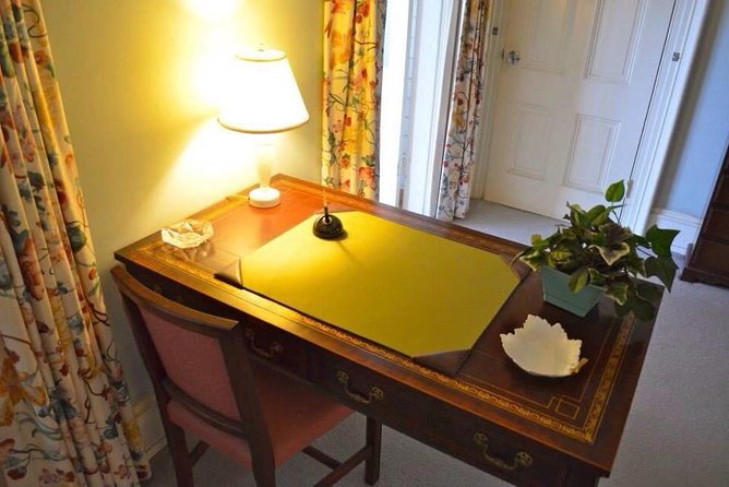 Harry S Truman Little White House Admission - Practical issues: parking, stairs, and group size
