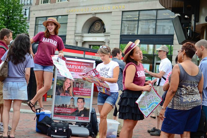 Harvard University Campus Guided Walking Tour - Harvard Square: your first look at university life