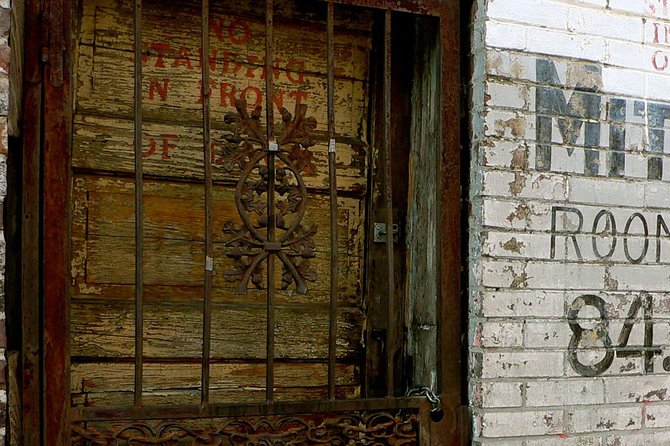 Haunted Memphis Walking Ghost Tour - Lorraine Motel and the former Morris Cemetery