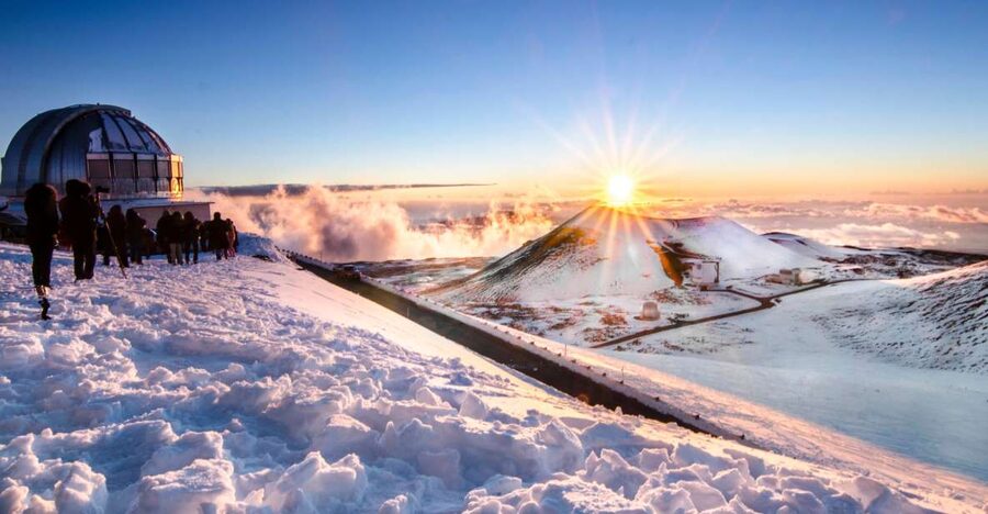 Hawaii’s GOAT Experience: Mauna Kea Summit, Sunset & Stars - The pickup in Hilo and the ride uphill