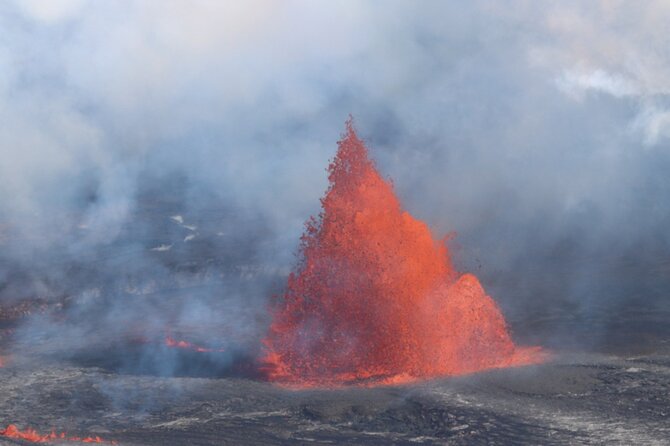 Hawaii Volcanoes, Waterfalls, Beaches & Hilo Highlights Day Tour - Richardson Ocean Park and the chance to see turtles