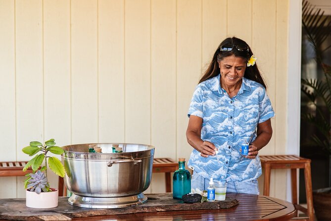 Hawaiian Salt Farm Tour in Kona - The tasting: the best part for food lovers