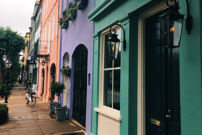Highlights of Charleston Guided Walking Tour - The Pink House Gallery and Charleston’s old domestic streets