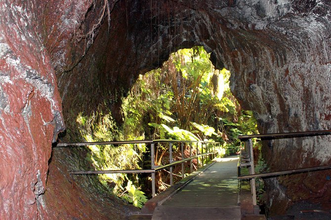 Hilo Shore Excursion: Active Volcano, Lava Tube, Waterfall and Gardens - Why this Hilo excursion works well