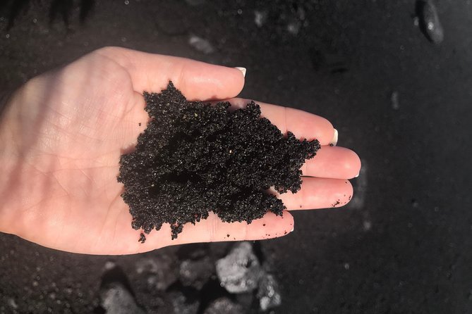 Hilo Shore Excursion: Volcano Safari Lava Caves & Black Sand - What to pack for six hours around lava