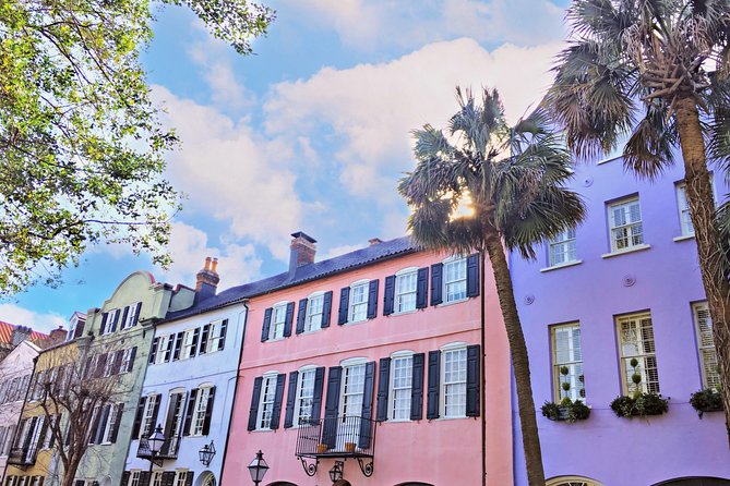 Historic Charleston Guided Sightseeing Walking Tour - What the guides add to the walk
