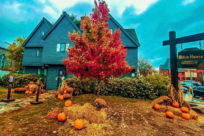 History and Hauntings of Salem Guided Walking Tour - The Bewitched statue and Salem’s modern image