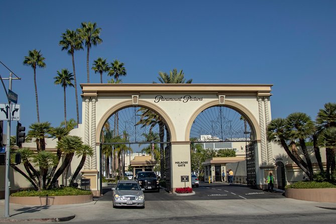 Hollywood Open Bus Tours - Start on the Walk of Fame near Marilyn Monroe