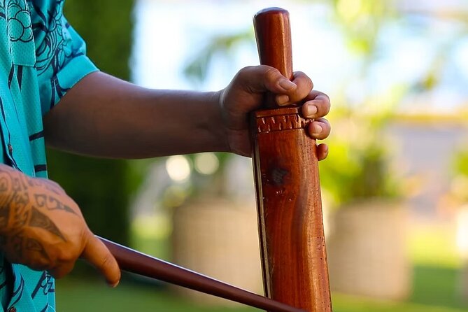 Honolulu: Ka Moana Lūʻau at Aloha Tower – Oceanfront Luau Show - The 5 PM activities reward an early arrival