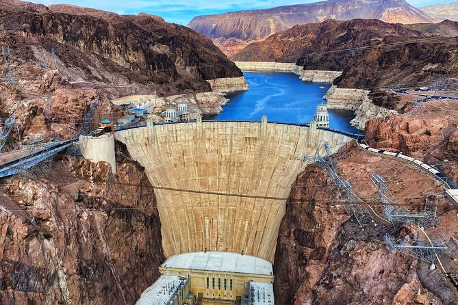 Hoover Dam Walk-On-Top Tour w/ Seven Magic Mountains & Vegas Sign - What the Hoover Dam portion includes