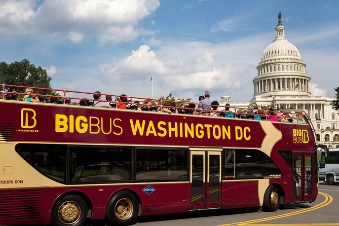 Hop-on Hop-off Sightseeing Tour by Open-top Bus with 18 Stops - Smithsonian museums and the Air and Space Museum