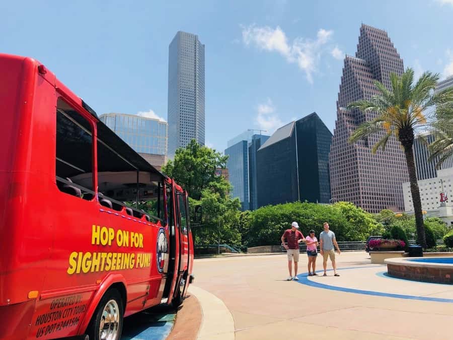 Houston: City Tour and NASA Space Center Admission Ticket - Seeing the shuttle replica at Independence Plaza
