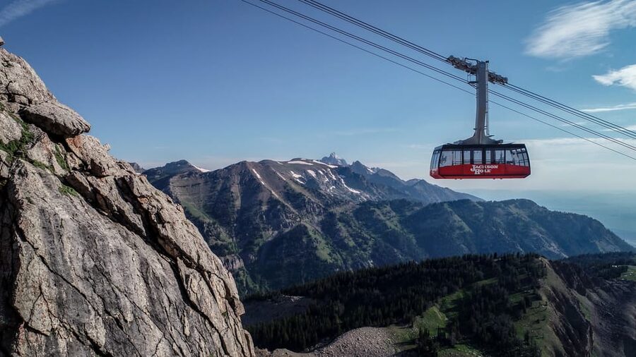Jackson Hole: Aerial Tram and Gondolas Sightseeing - Corbet’s Cabin and the famous mountain waffles