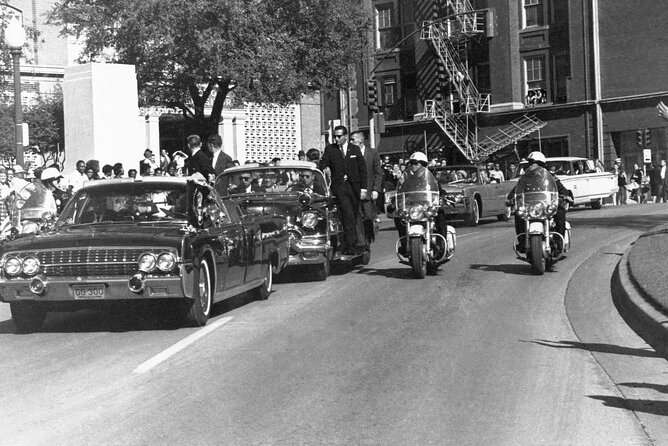 John F. Kennedy Trolley Tour in Dallas - Who will enjoy this tour most?