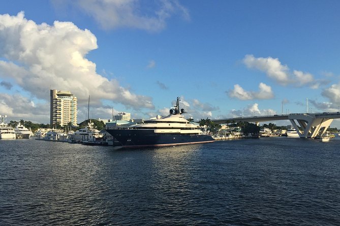 Jungle Queen Riverboat 90-Minute Narrated Sightseeing Cruise in Fort Lauderdale - Who should choose another activity