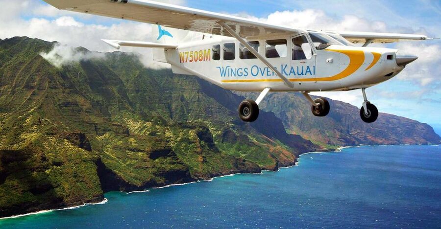 Kauai: Air Tour of Na Pali Coast, Entire Island of Kauai - The pilot’s commentary is part of the value
