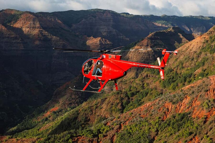 Kauai: Hughes 500 4-Passenger Doors-Off Helicopter Flight - Why a doors-off flight changes Kauai