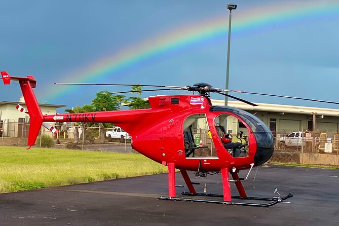 Kauai: Hughes 500 4-Passenger Doors-Off Helicopters - Hanalei Valley and the wet interior of Kauai