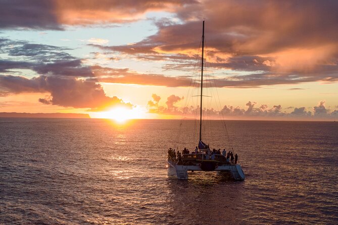 Kauai: Leila Na Pali Sunset Dinner Sail - What the five-hour Na Pali sunset sail feels like
