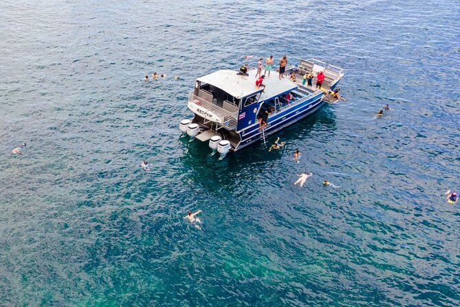 Kauai: NaPali Boat Tour on the Amelia K - Sea caves, beaches, and the most dramatic views