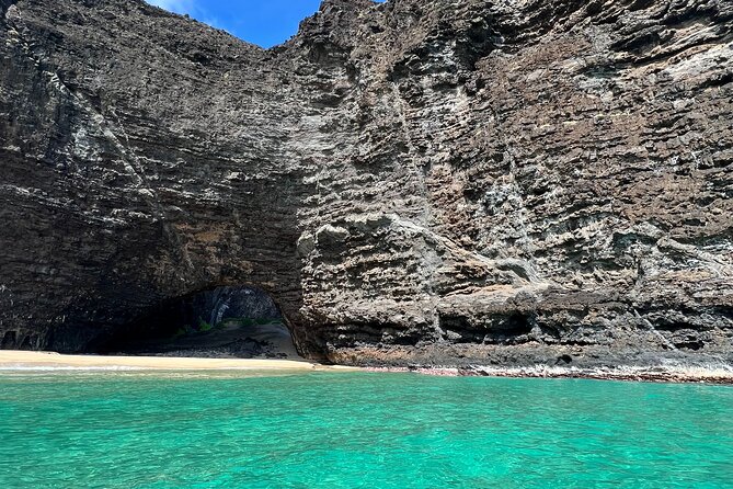 Kauai: NaPali Boat Tour on the Amelia K - Lunch, seating, and what to bring