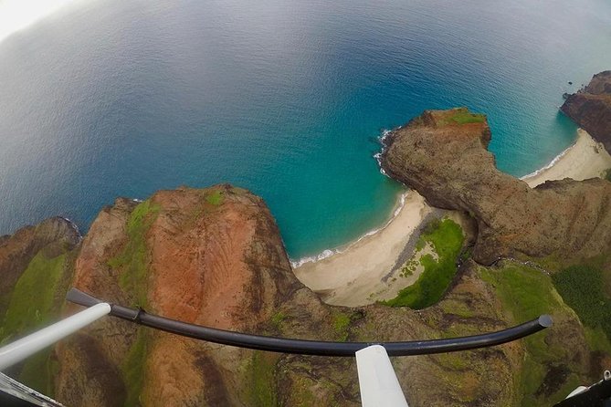 Kauai Private Doors-Off Helicopter: Ultimate Waterfalls & Canyons - The pilot makes a real difference