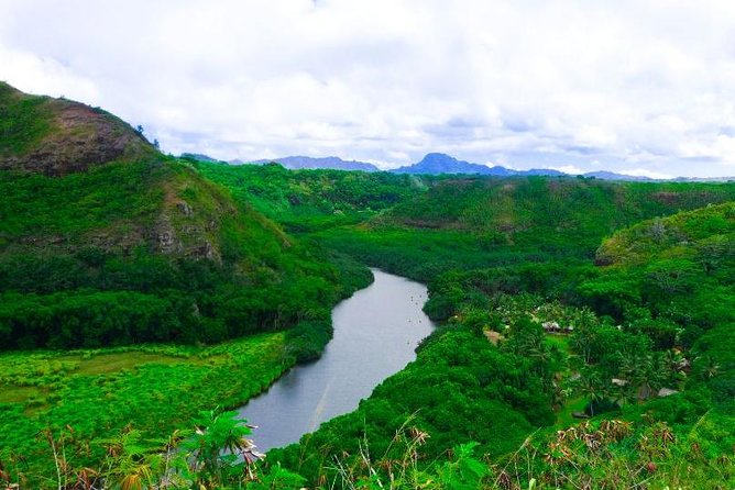 Kauai Waimea Canyon, Wailua River Boat and Fern Grotto Tour - Why this tour works for a first full day on Kauai