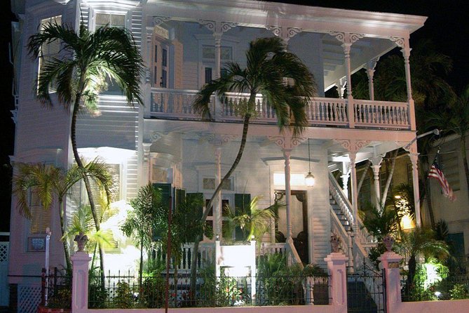Key West Haunted Pub Crawl and Ghost Tour with Free T-Shirt - Widow’s Walk and the murder site at Tattoos & Scars
