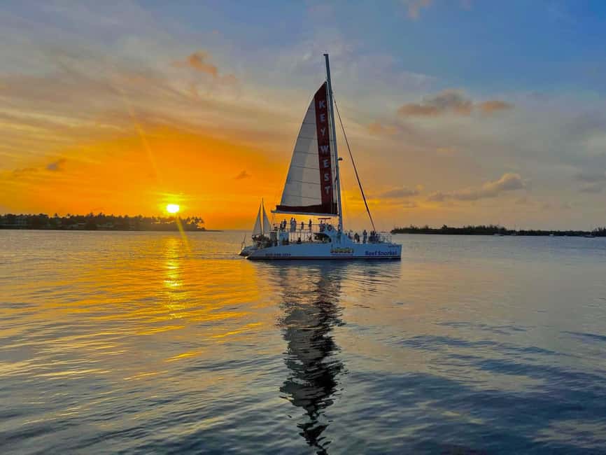 Key West Signature Sunset Cruise with Open Bar, Food & Music - A sunset without buildings in the way