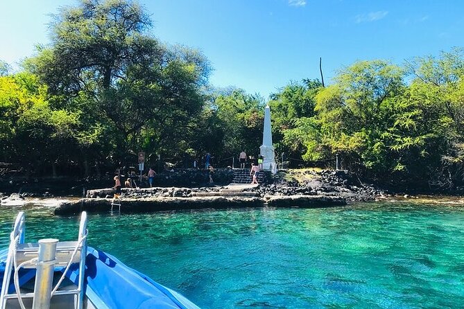 Kona Snorkel Tour: Captain Cook Reef Snorkel, Dolphin & Sea Caves - The best reasons to book, and the reasons to pause