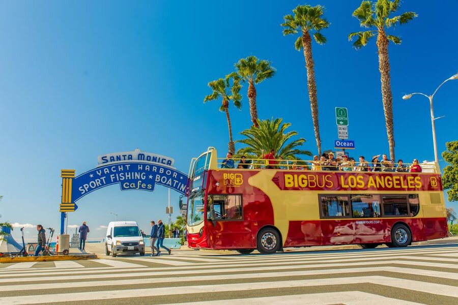 LA: Hop-on Hop-off Tour by Open-top Bus with 19 Stops - Museum Row, Miracle Mile, and the La Brea Tar Pits