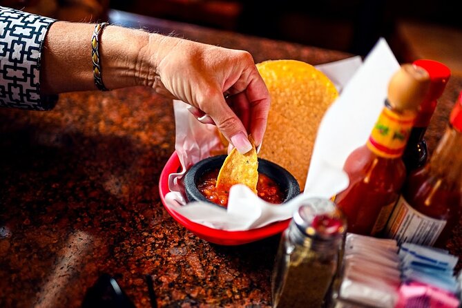 LA Venice Beach Hidden Gems Food Tour With 6 Food Tastings - The canals and Venice’s unusual beginnings