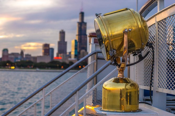 Lake Michigan Sunset Cruise in Chicago - Getting to 400 North Michigan Avenue