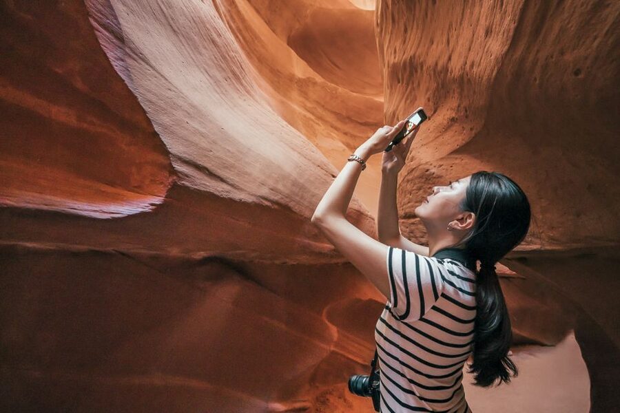 Las Vegas: Antelope Canyon & Horseshoe Bend Tour with Pickup - Who should book this tour