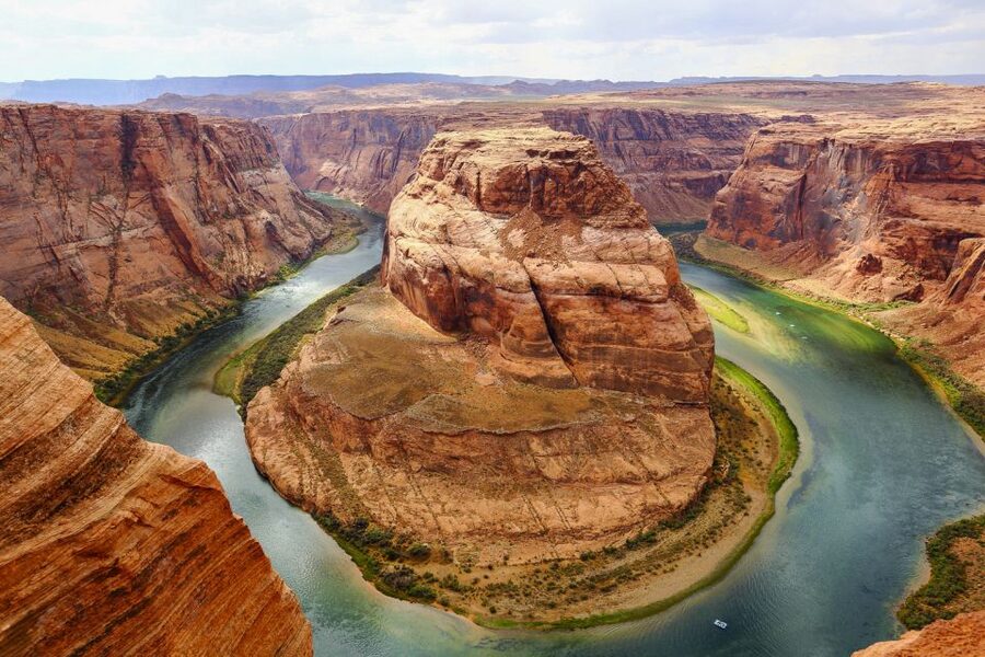 Las Vegas: Antelope Canyon & Horseshoe Bend Tour with Pickup - The early start from the Las Vegas Strip