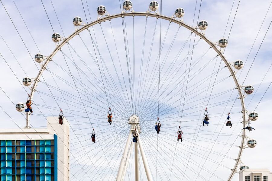 Las Vegas: FLY LINQ Zipline Ticket - What happens from check-in to landing