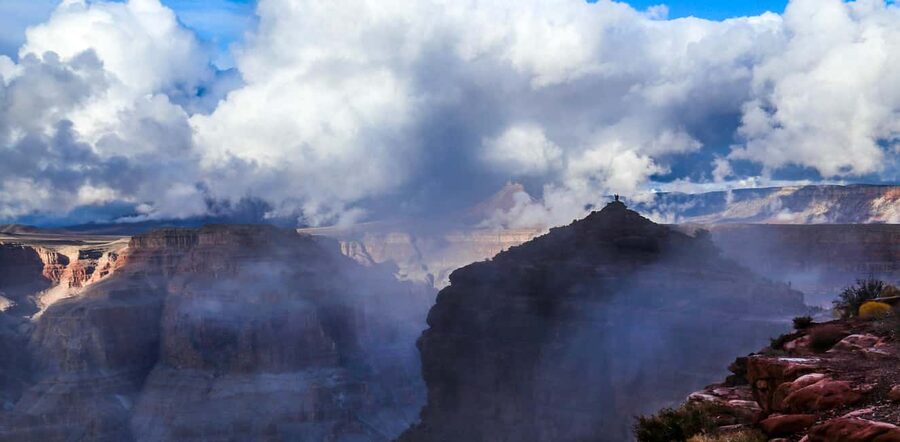 Las Vegas: Grand Canyon West & Hoover Dam Tour + Breakfast - What the guides add to the day