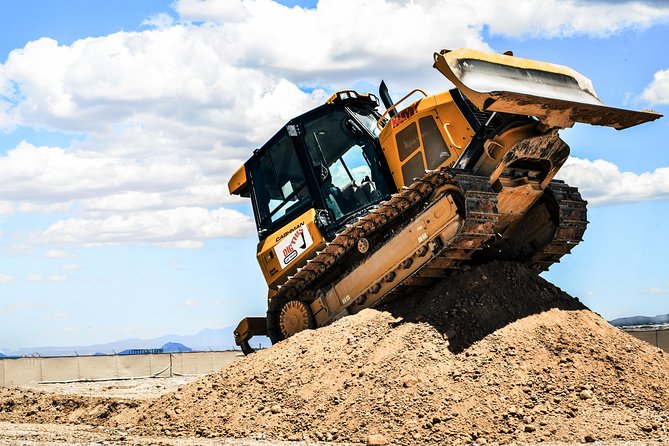 Las Vegas Heavy Equipment Playground: Dig, Push, and Play! - Your first controls and warm-up exercises