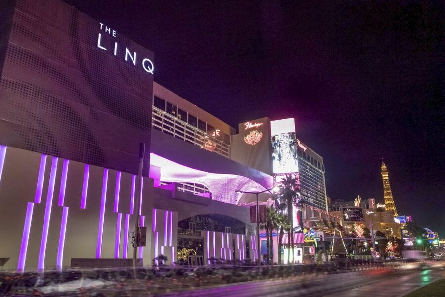 Las Vegas: High Roller Entry Ticket with In-Cabin Open Bar - What the 30 minutes include