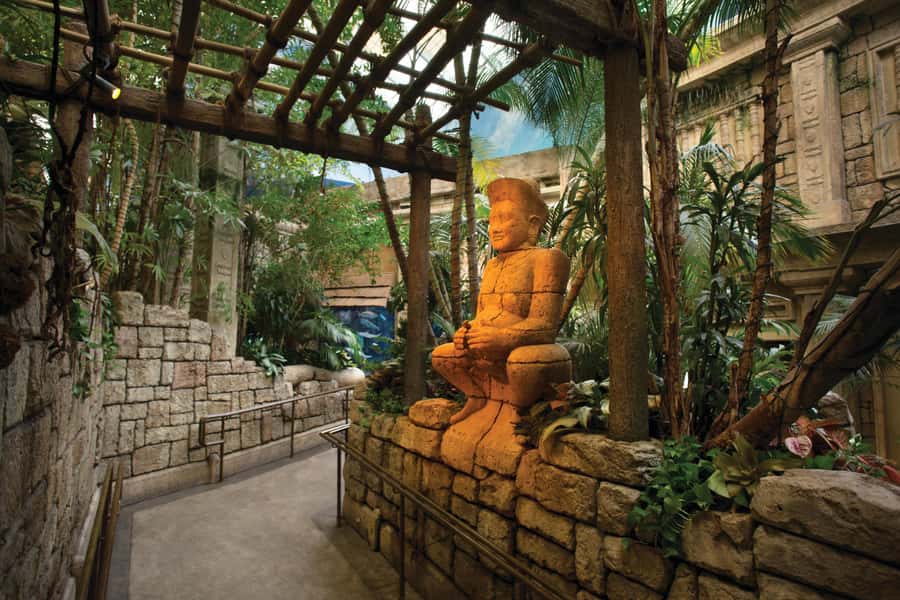 Las Vegas: Shark Reef Aquarium Entry Ticket - Booking details worth knowing