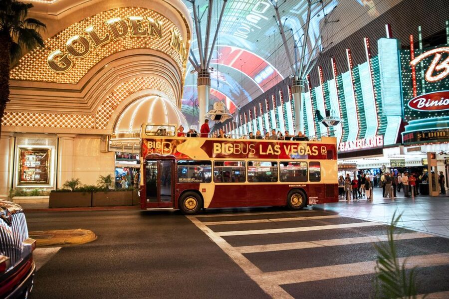 Las Vegas: Sightseeing Night Tour by Open-top Bus - Starting the evening at the Hard Rock Cafe