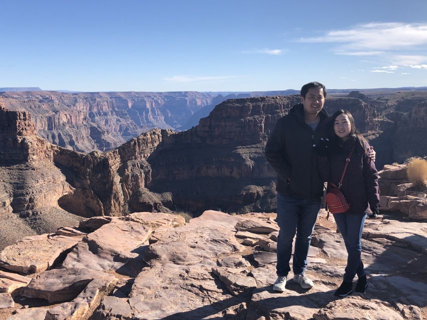 Las Vegas: Small Group Grand Canyon Skywalk, Hoover Dam Tour - A brief stop among Arizona’s Joshua trees