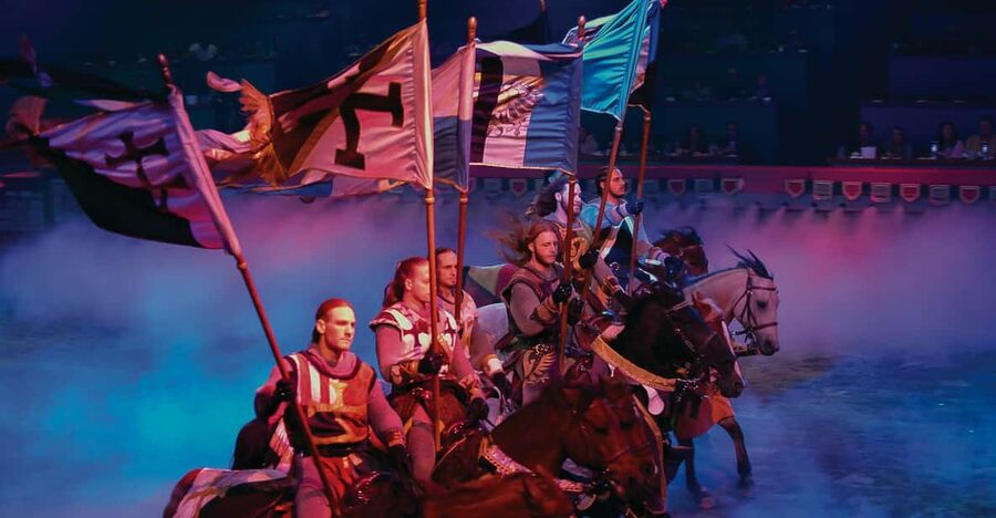 Las Vegas: Tournament of Kings Show at Excalibur - King Arthur, maidens, and the court jester